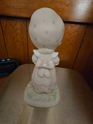 Precious Moments "We Are God's Workmanship" 1982|75922