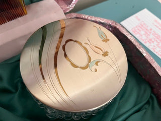 30s/40s gold tone, vanity set,8pcs|92055