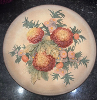 1958 BOSSONS ENGLAND CHRYSANTHEMUM CHALKWARE PLATE|50422