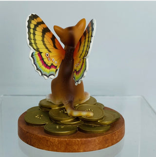 Mewingham Manor "Fortune's Friend" Figure Laura Von Stetina Greenwich Workshop|93235