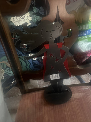 Metal girl with red cape #63 VV MTS|100185