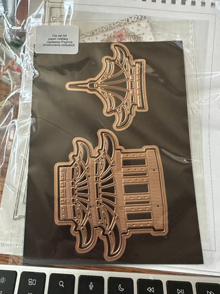 Metal Die Set - "Japanese Pagoda" (4 piece) w/instructions RCD|103732