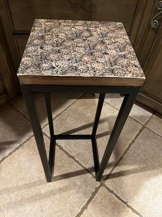 Wood and Metal Clock Table RSV|80002