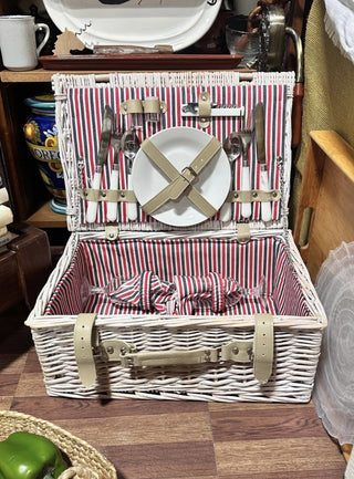 Light Burch Picnic Basket Set (LZD - RSV)|91715