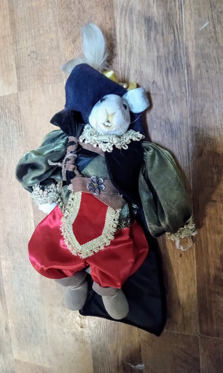 MW Vintage Shelf Sitter Musketeer Rabbit MTS|122096