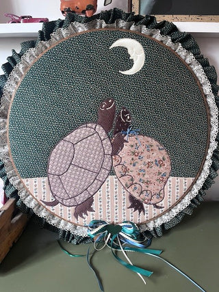 80s Folk Art Turtle Quilted Wall Hanging MTS Booth67|68218