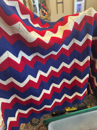 Handmade vtg. style crochet blanket, red/white/blue 56"x65" RCD|84406