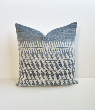 18” blue southwestern pillow|50671