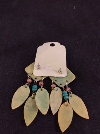 Southwestern pierced earrings approx. 3” long. RCD|74300