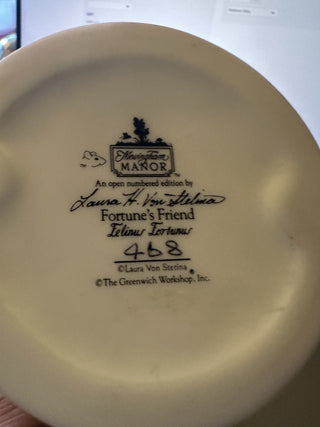 Mewingham Manor "Fortune's Friend" Figure Laura Von Stetina Greenwich Workshop|93236