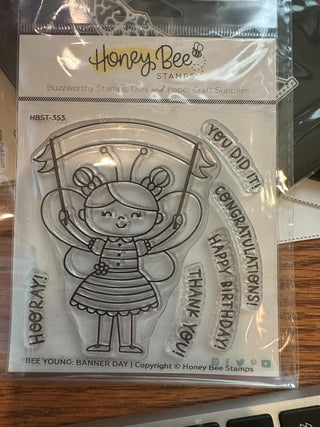 HoneyBee Stamp/die set (6 stamps, 1 die) RCD|103715