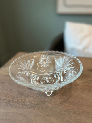 Starburst glass footed bowl|58718