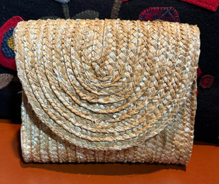 EWC Raffia Clutch|53166