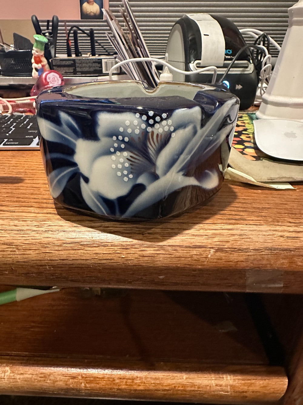 Vtg. Japanese Fukagawa porcelain ashtray, cobalt blue 2
