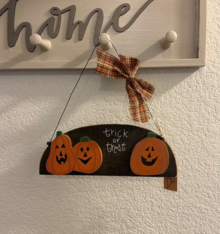 Primitive 3 Pumpkins Trick or Treat Sign RSV|111811