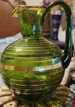 GREEN GLASS DECANTER GOLD STIPE|98290