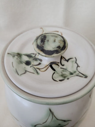 Clouds Folsom Pottery 7-1/2" Lidded Canister Ivy Leaf Design RCD|96562