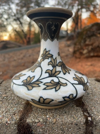 KW 6.25” Chinese Cizhou Kiln Vase Black White Porcelain Bisque Matte Sgraffito Peony Vase