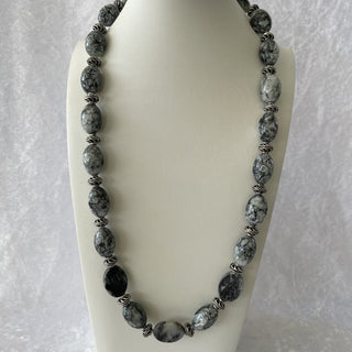 beaded necklace, chunky gray RSV