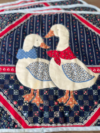 4 Vintage quilted duck placemats|55537