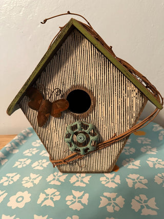 Bird House Butterfly 8.5x8x3|51822