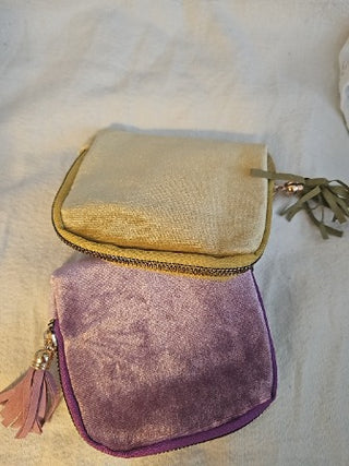 Velvet Jewelry Carrier Case