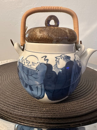 Oriental Teapot Pottery Figures in Blue MTS|102100
