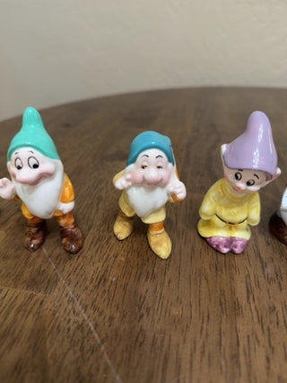 Porcelain Snow White + 7 Dwarves