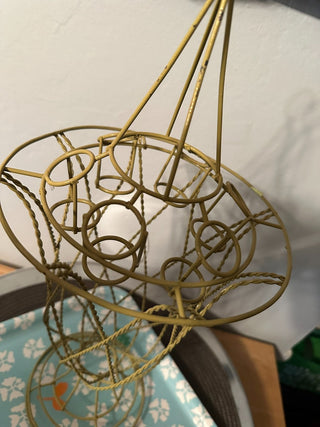 Bud Vase 6 spot Wire, 19" MTS