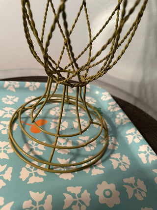 Bud Vase 6 spot Wire, 19" MTS