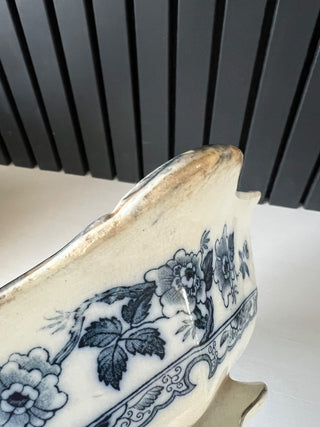 Antique flow blue tureen RSV|101212