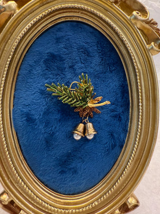 VTS pine branch and pearl bells gold tone holiday brooch|140253