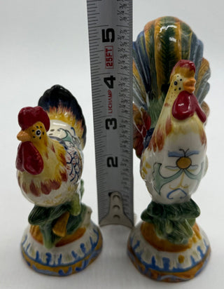 Set Fitz and Floyd Classics Ricamo Rooster and Hen Salt and Pepper shakers #63 VV MTS