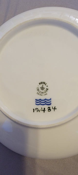 JMD- Royal Copenhagen Arno Malinowski Lotus Dish No. 12484 6" Round- RSV