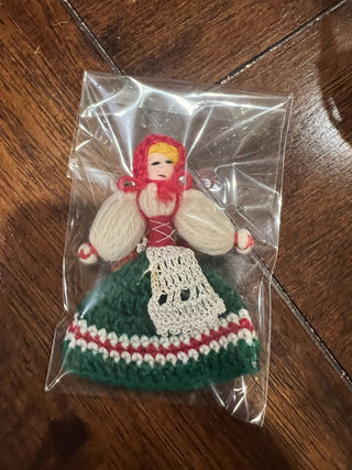 Hand made yarn lady RCD|126743