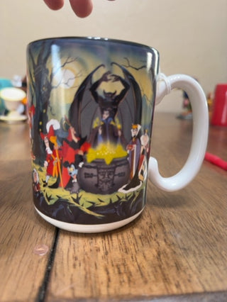 Vintage 1996 Walt Disney World Villains Ceramic Coffee Mug Cup 16 oz HTF RARE