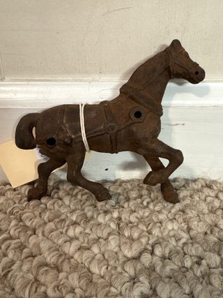 cast-iron horse figurine MTS
