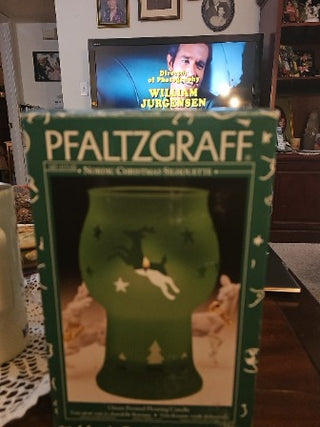 AD  Green Frosted Floating Candle