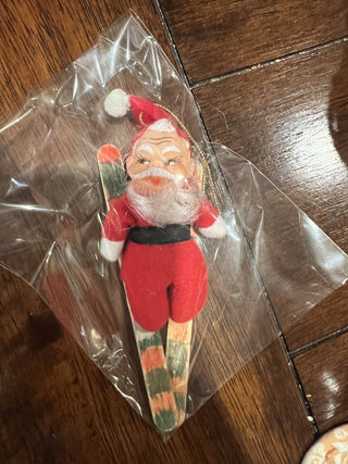 Vintage Santa on skies RCD|126746