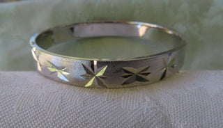 silver tone bangle bracelet RCD|122500