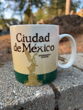 Starbucks Global Icon City Series coffee mug featuring "Ciudad de México"