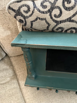 Green Hanging Shelf with Pegs & Chalkboard RCD|120108