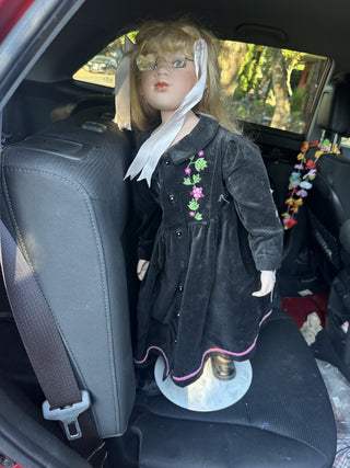 Callie Doll with Certificate 37 /5000 #62 VV MTS|96090