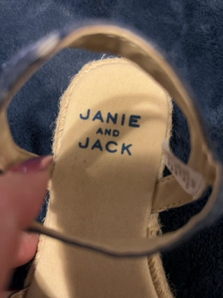 NEW Janie And Jack Bow Chambray Espadrille Sandals Sz 9