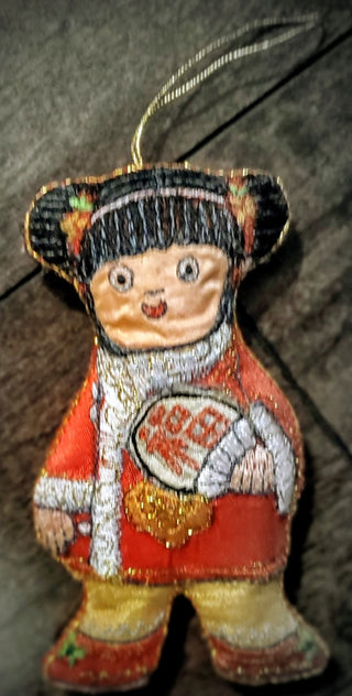 EMBROIDED ORNAMENT|130877