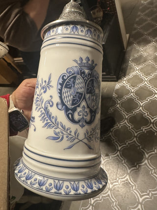 Vintage Schrobenhausen Germany Blue white Lion Lidded Beer Stein #47 VV MTS|133603