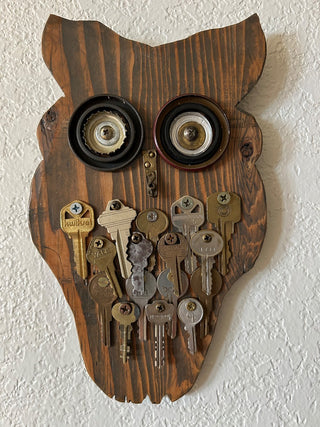 Handmade Wood & Key Owl Wall Plaque RSV|108161