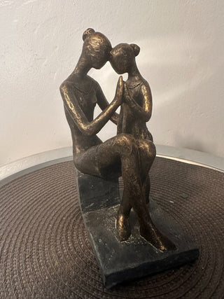 Mother & Daughter Figures MTS