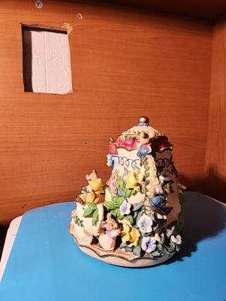 Teapot four two music box