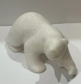 #62 VV Canadian white Marble Polar Bear Hand carved figurine MTS